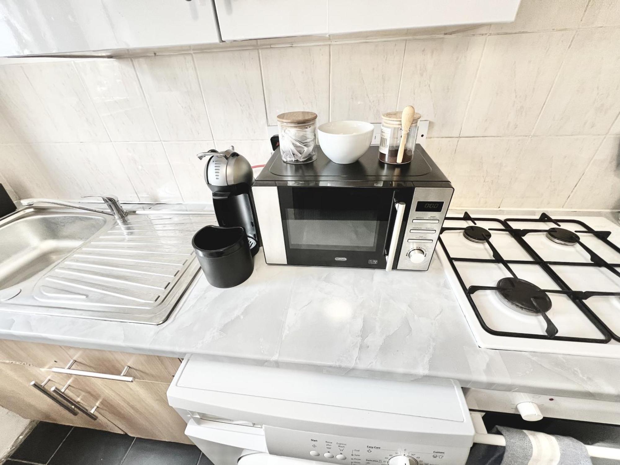 Apartament Next Westfield Mall Лондон Екстериор снимка